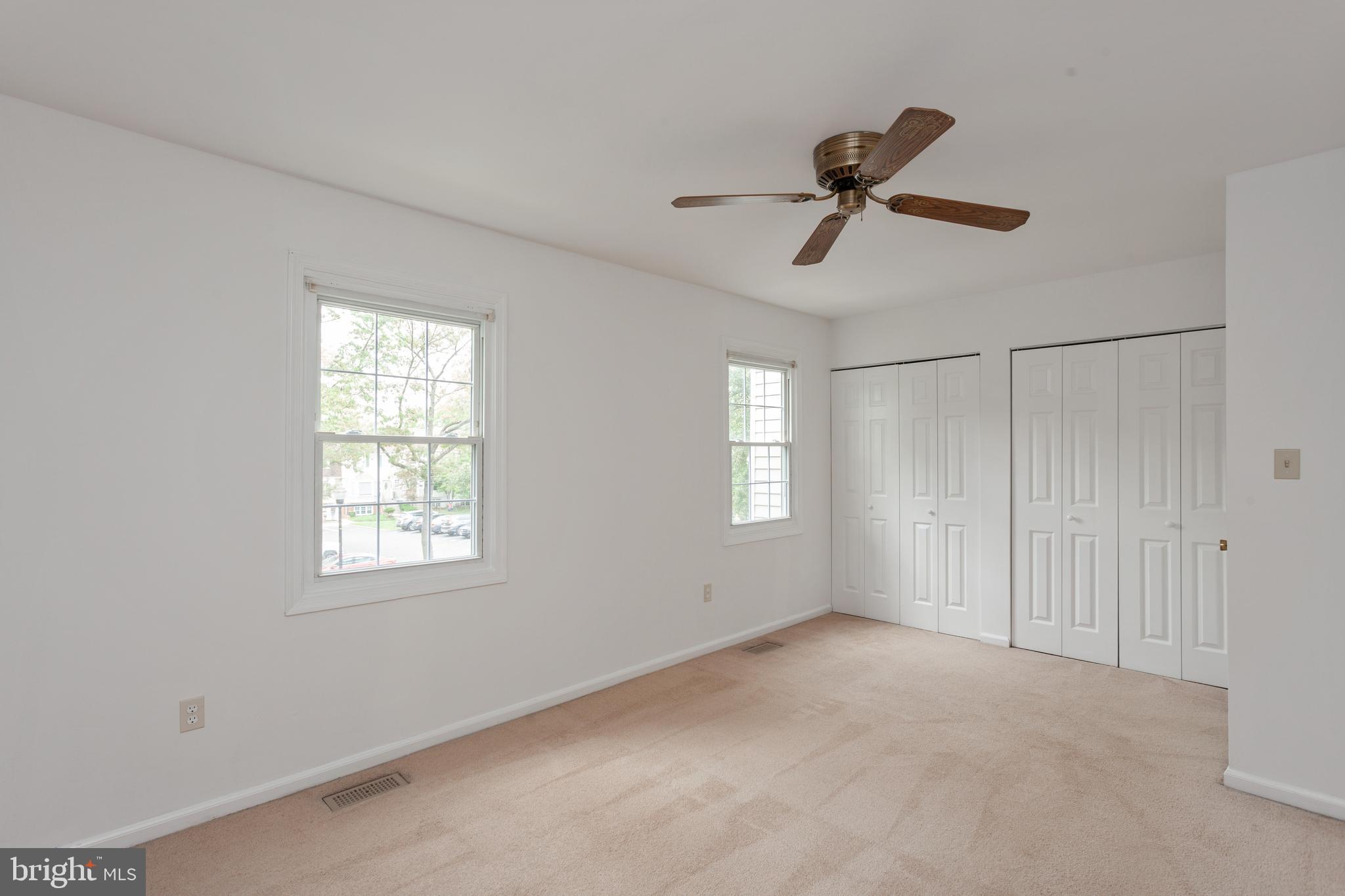 CROFTON MEWS CONDO - Residential