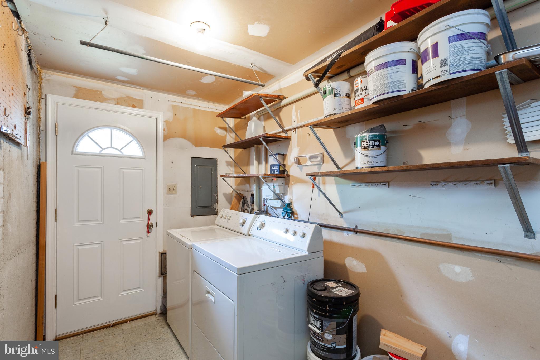 CROFTON MEWS CONDO - Residential