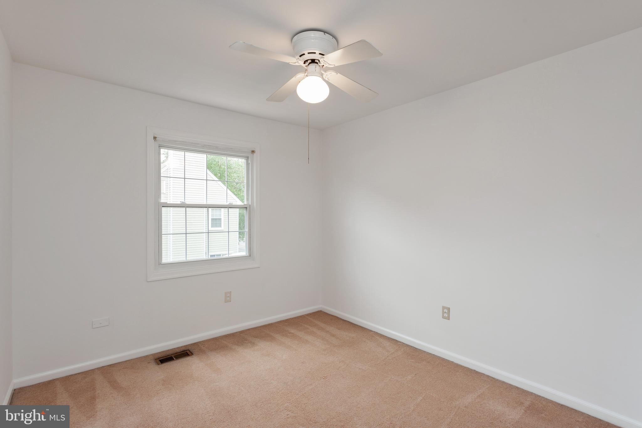 CROFTON MEWS CONDO - Residential