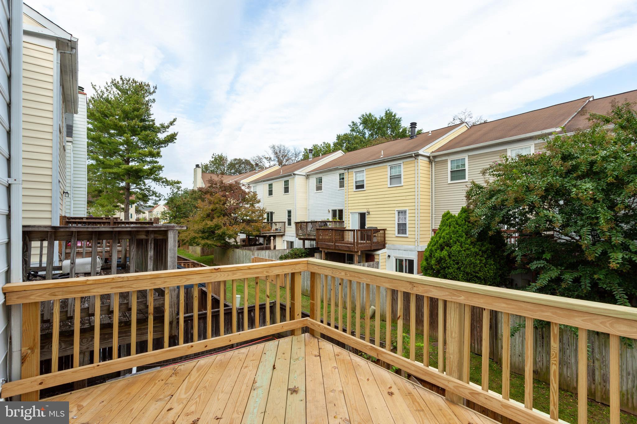 CROFTON MEWS CONDO - Residential