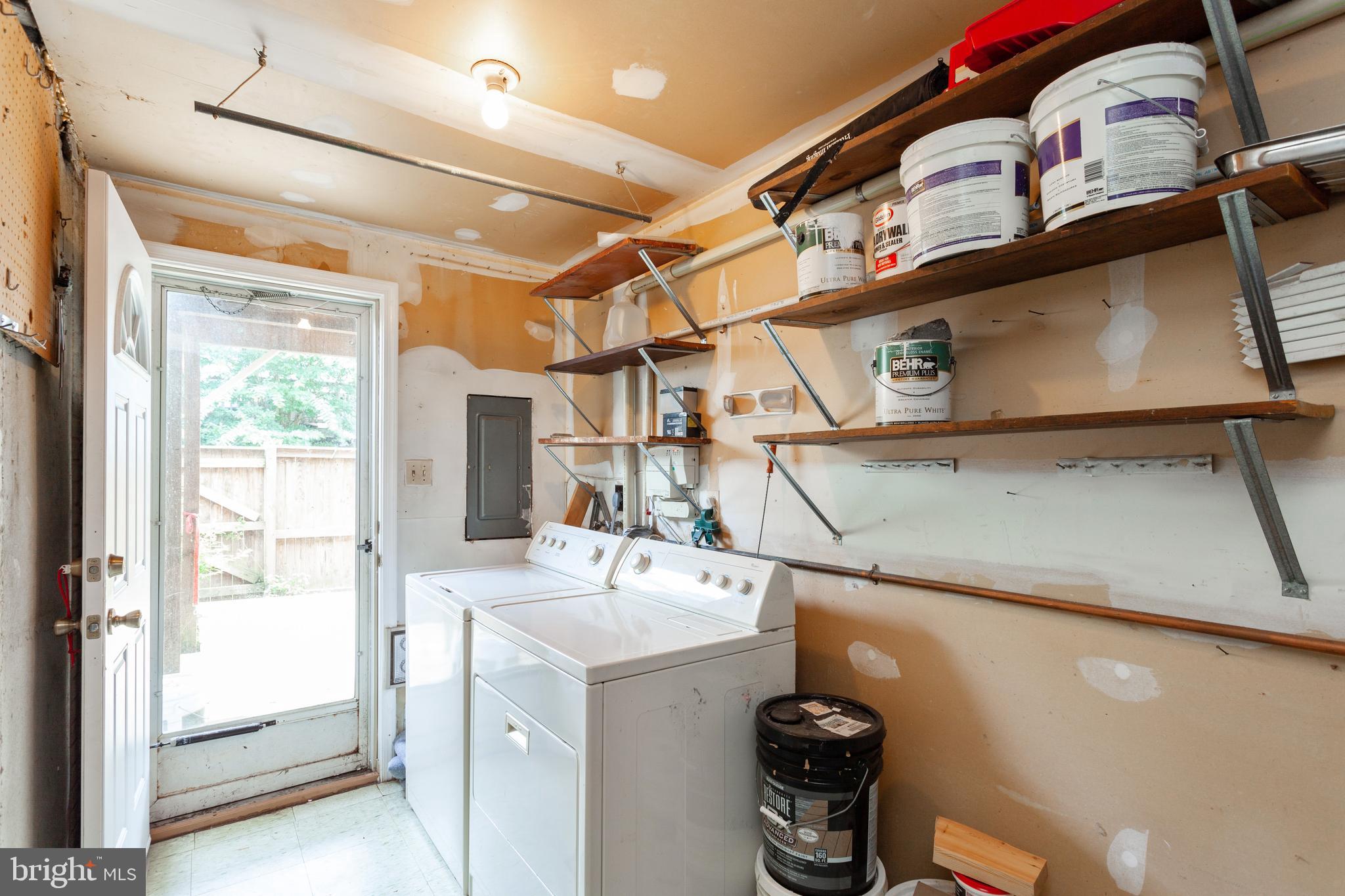 CROFTON MEWS CONDO - Residential