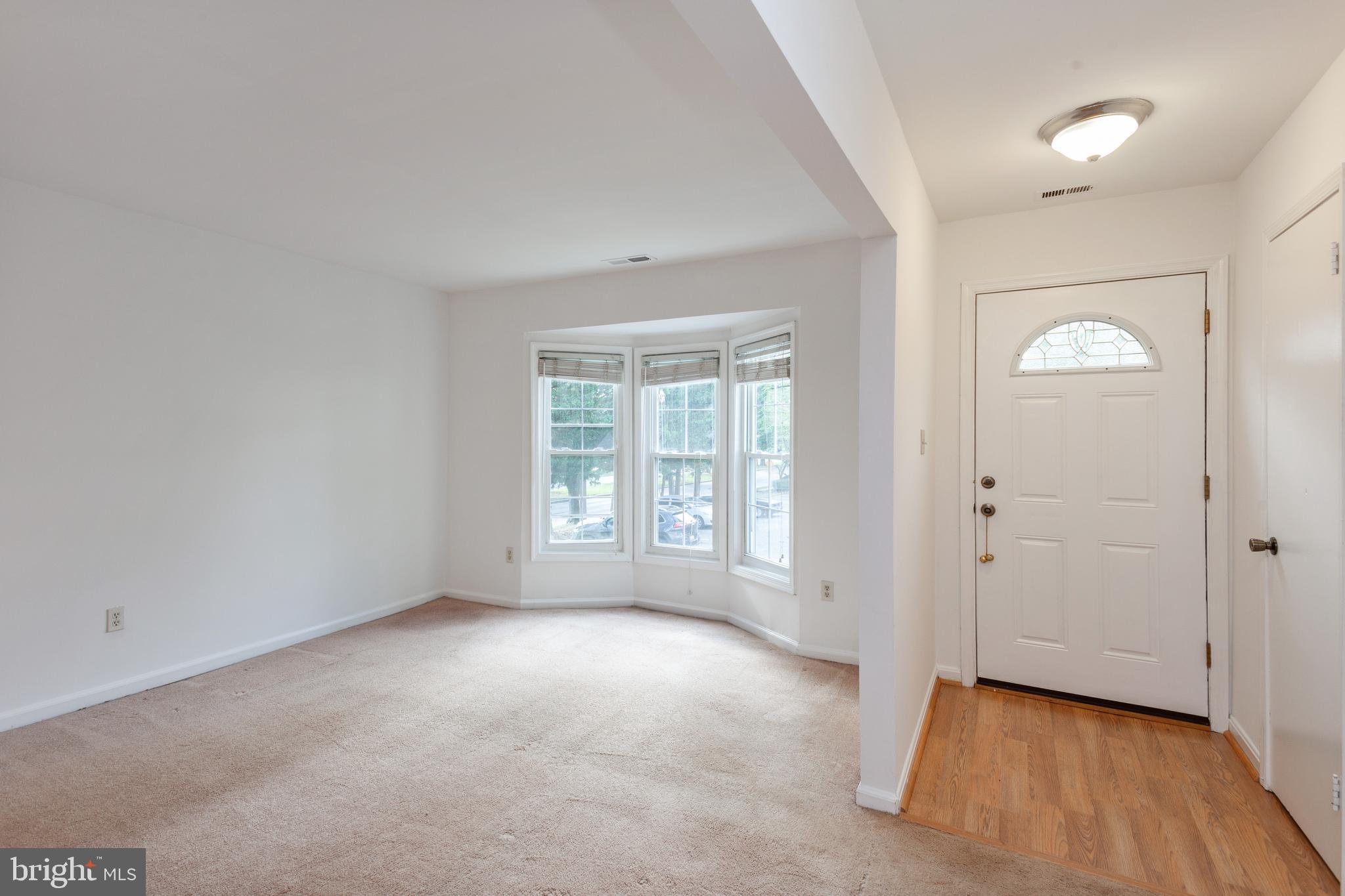 CROFTON MEWS CONDO - Residential