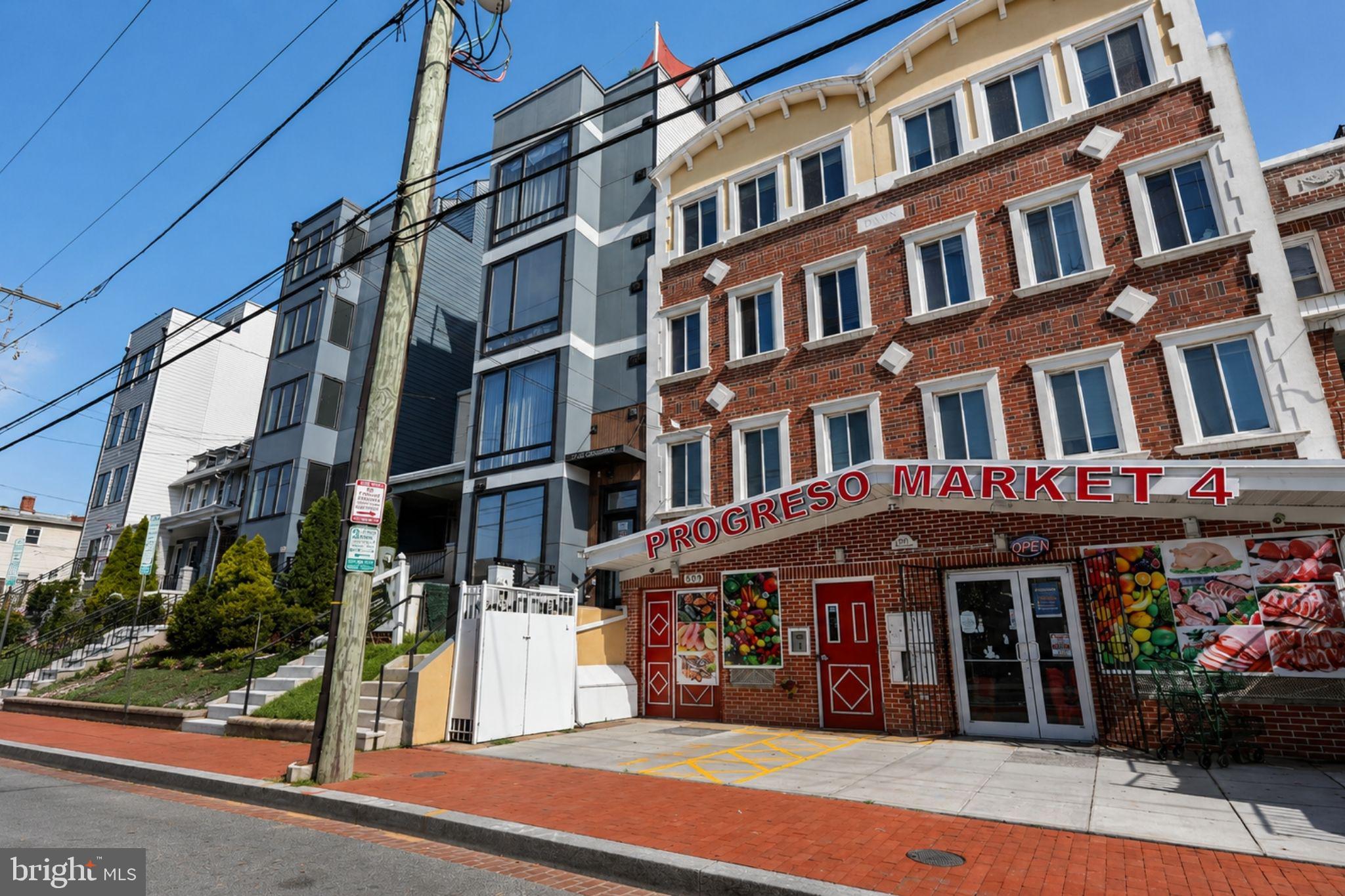 611 KENNEDY STREET NW C02