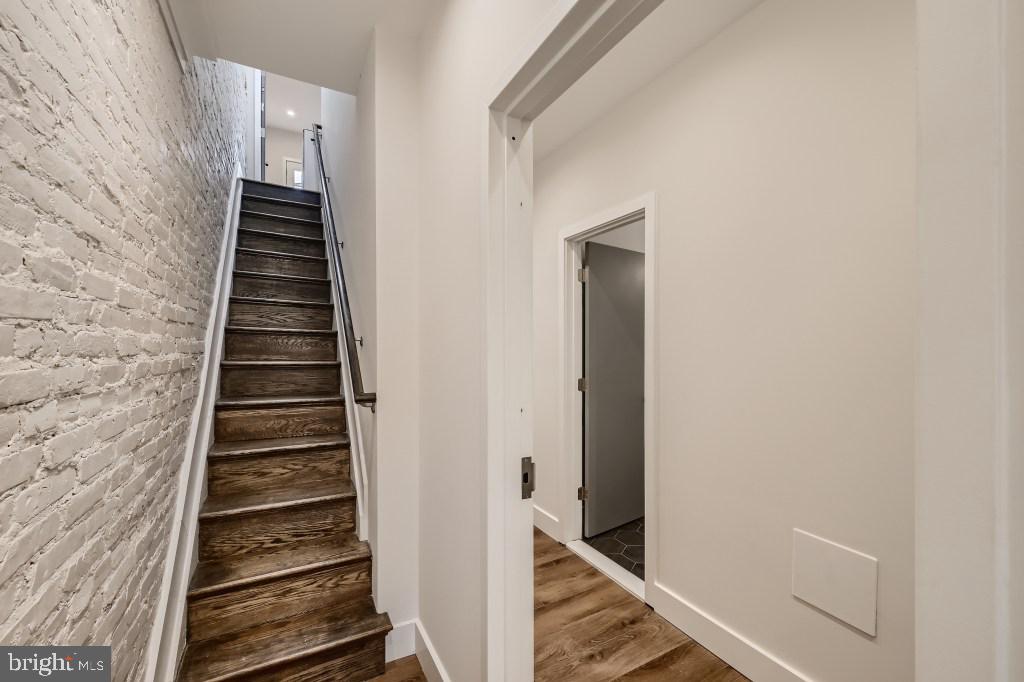 PATTERSON PARK - Residential Lease