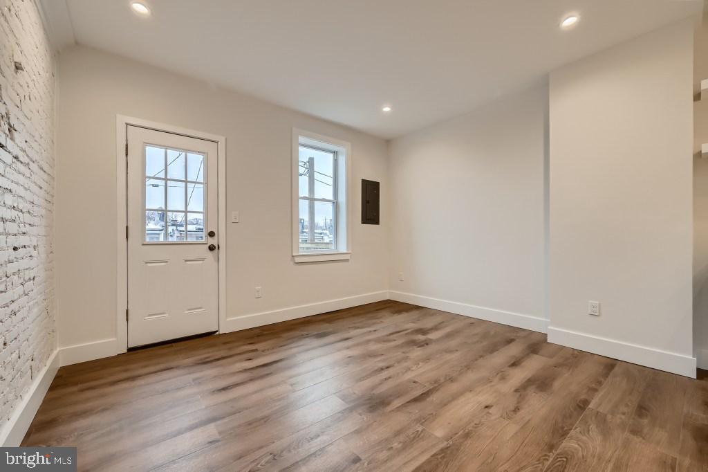 PATTERSON PARK - Residential Lease