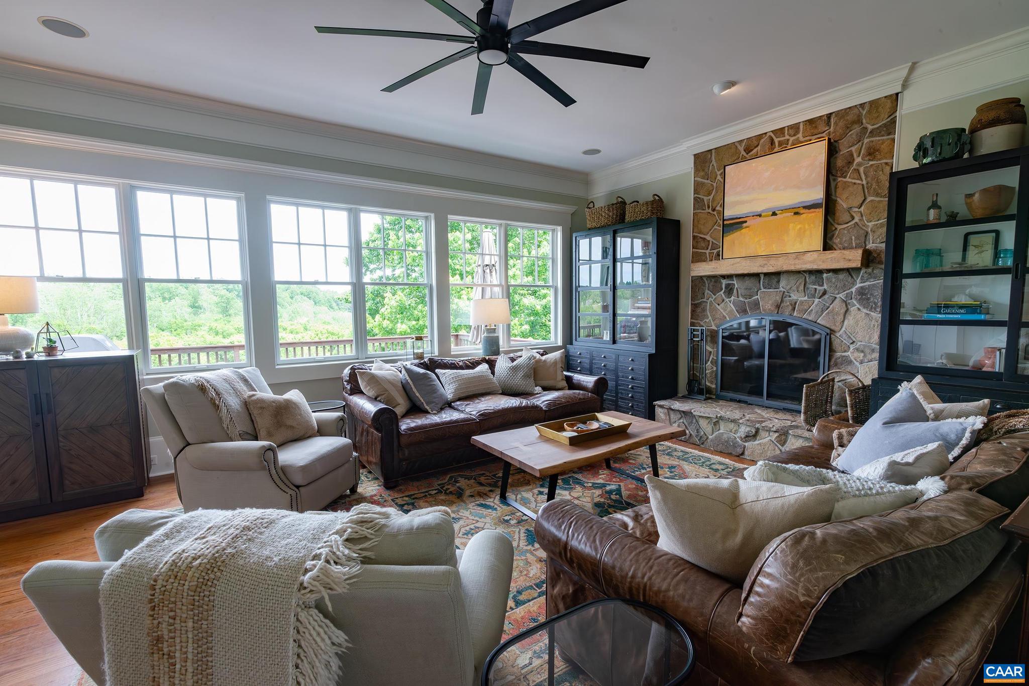 FOXCHASE - Residential