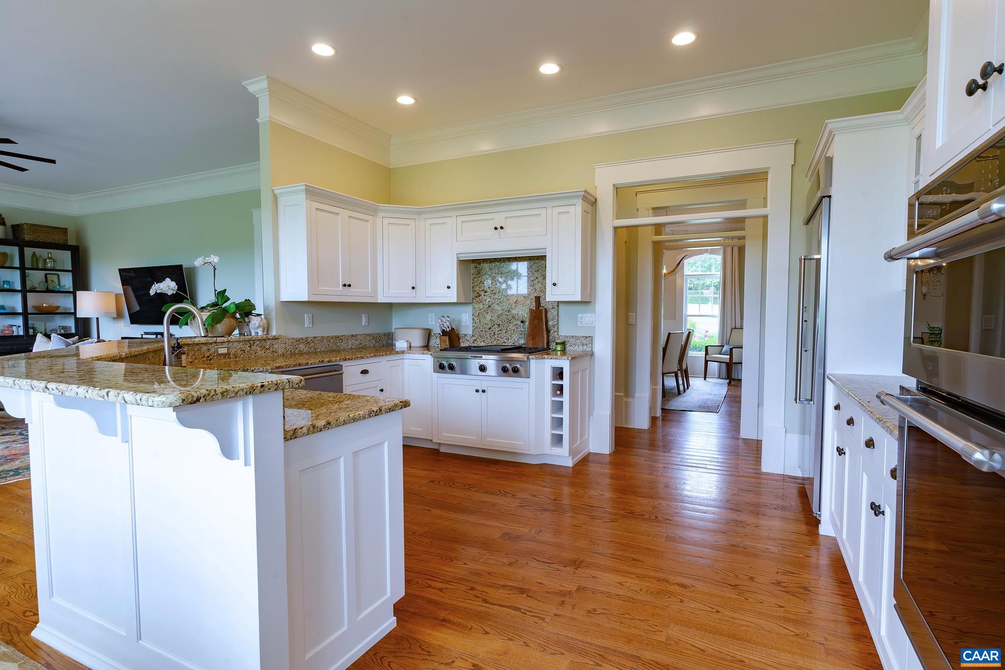 FOXCHASE - Residential