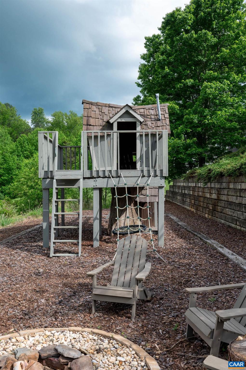 FOXCHASE - Residential