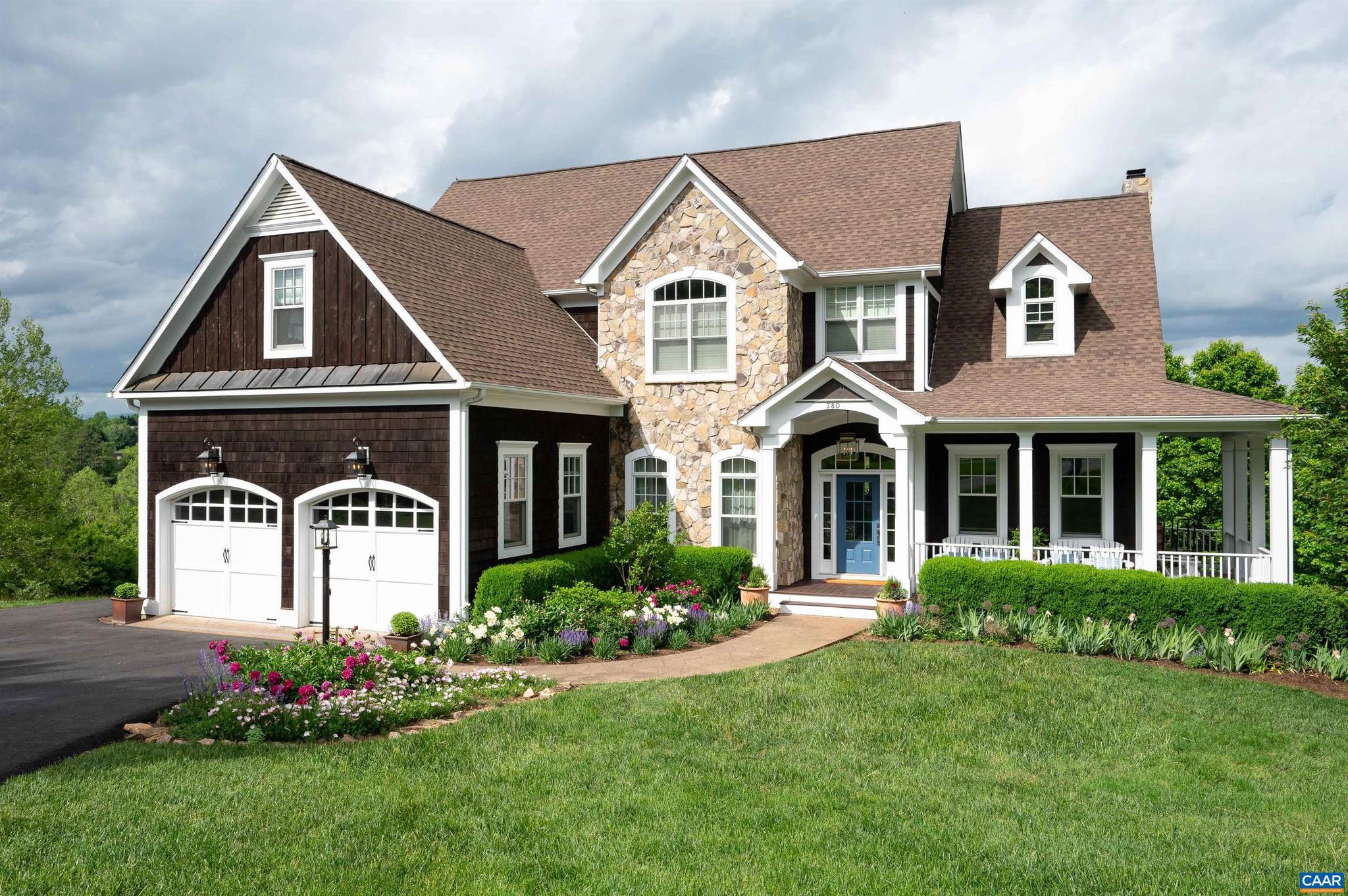 FOXCHASE - Residential