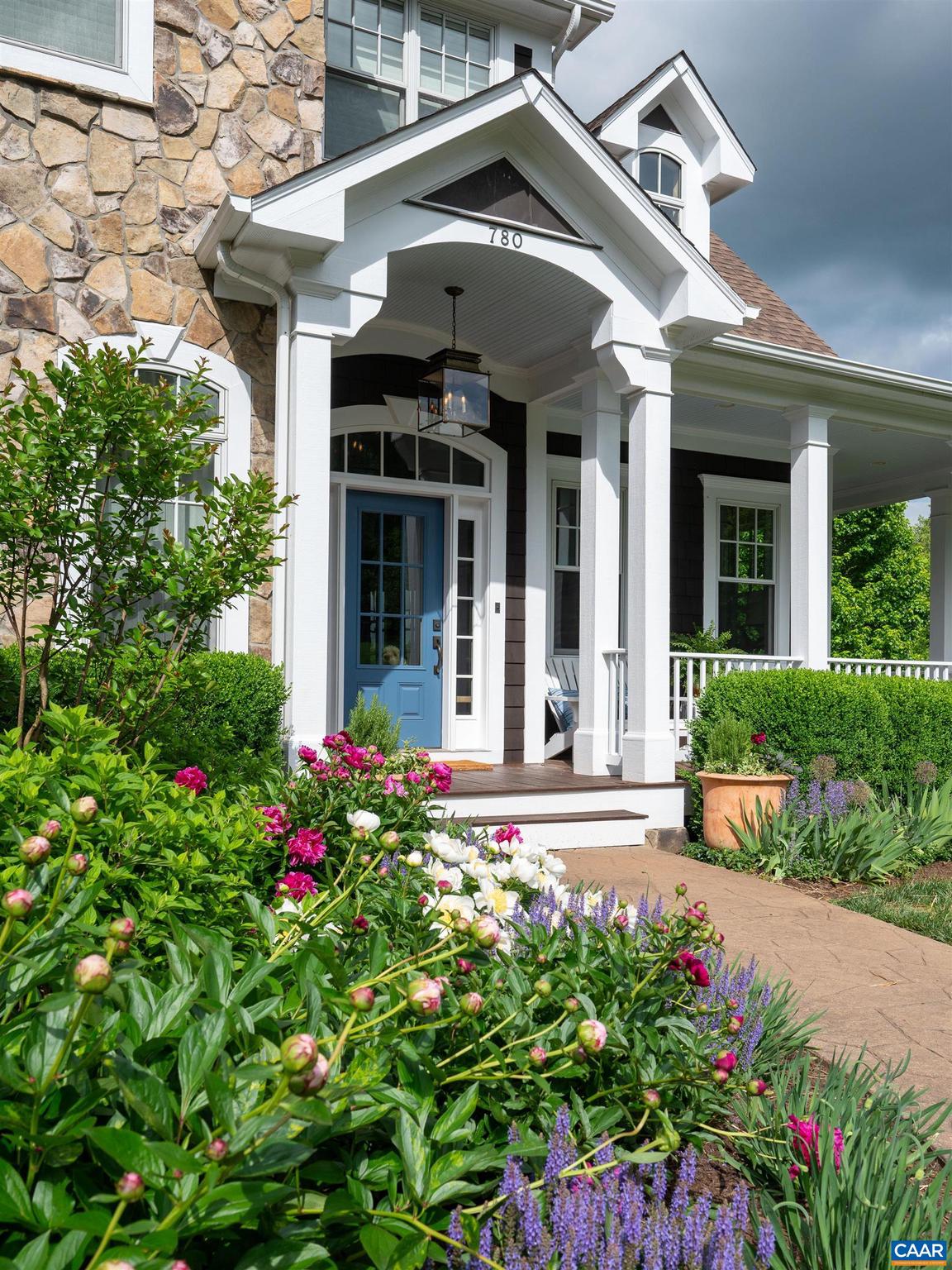 FOXCHASE - Residential