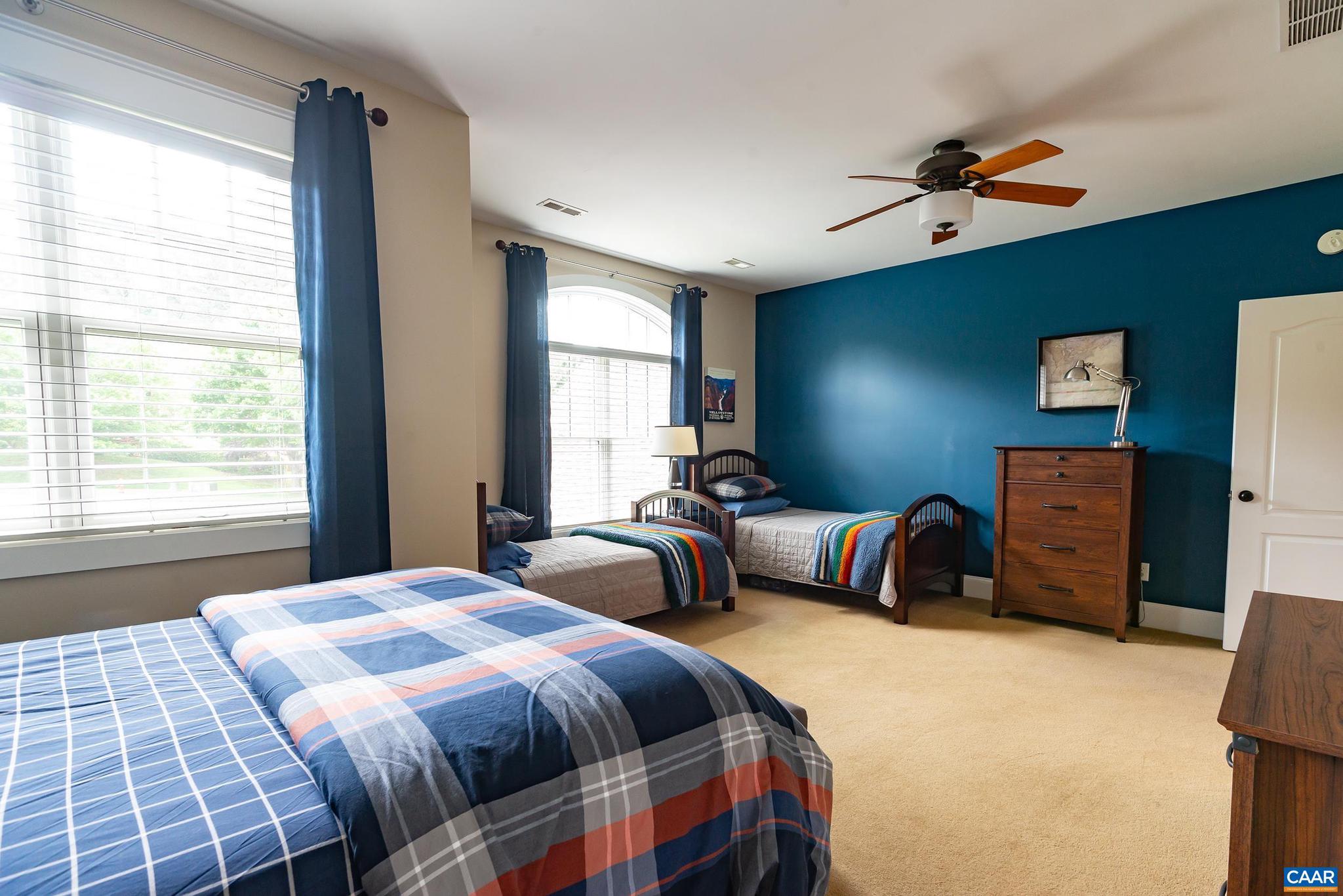 FOXCHASE - Residential