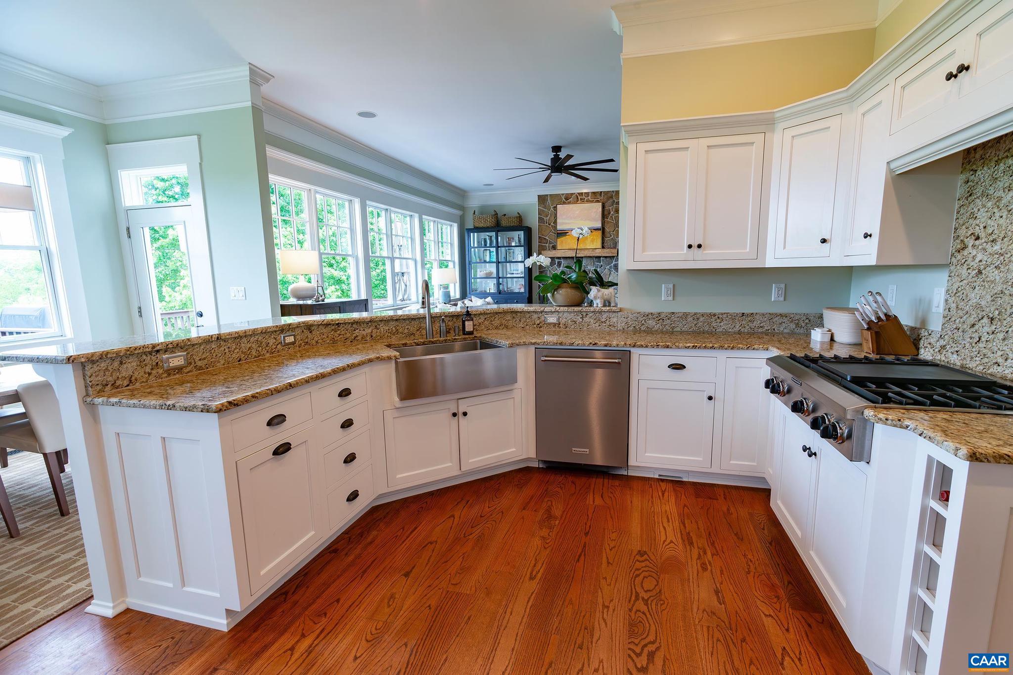 FOXCHASE - Residential