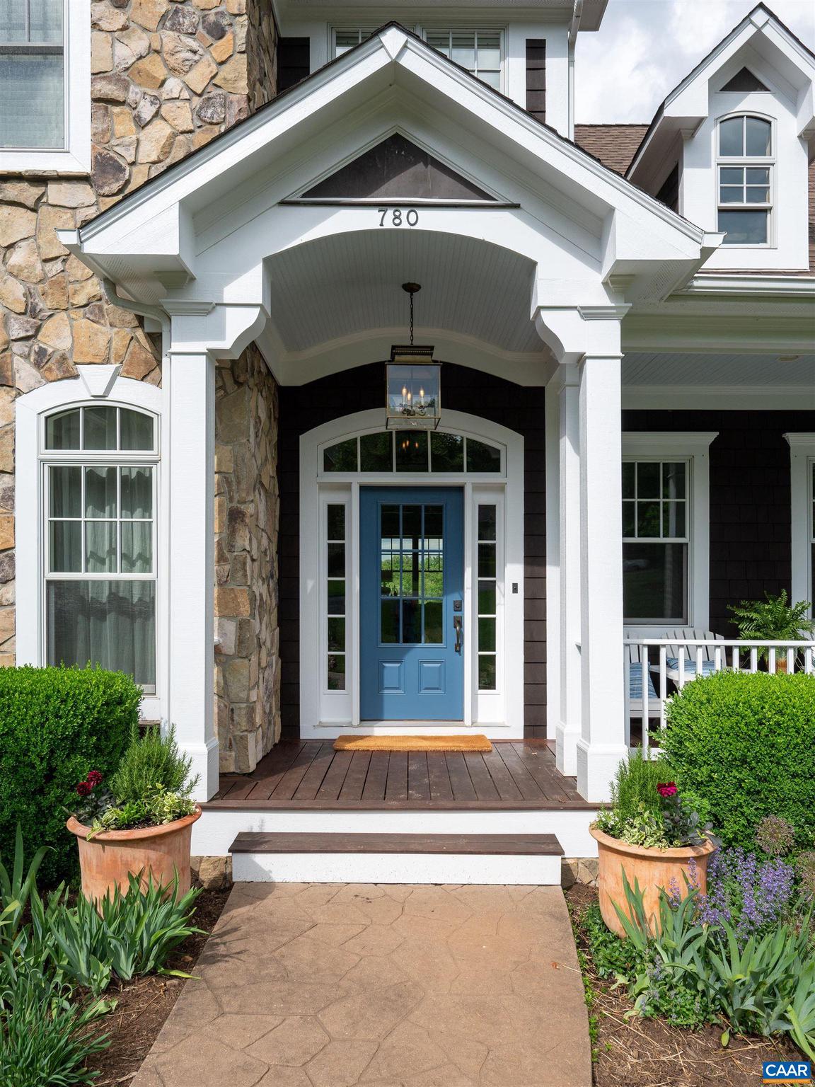 FOXCHASE - Residential