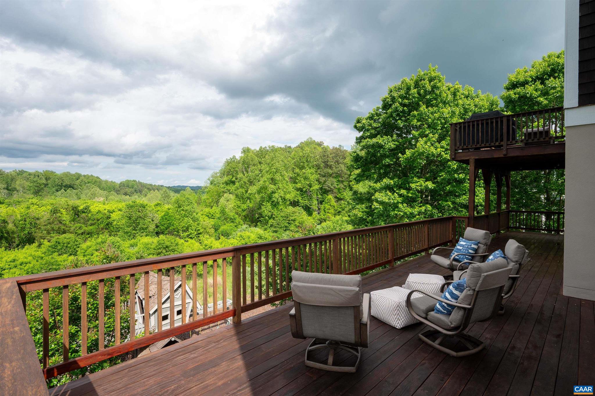 FOXCHASE - Residential