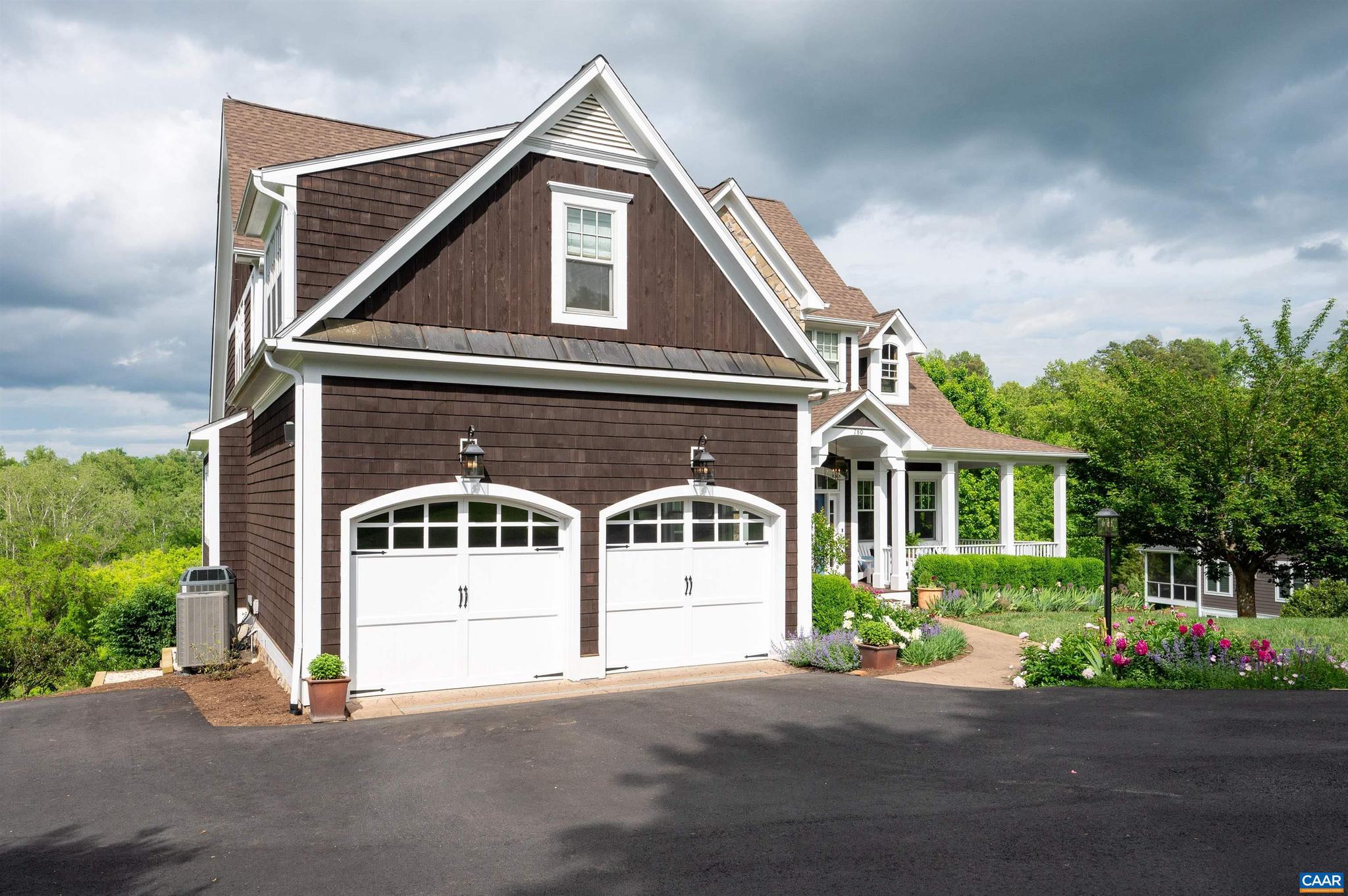 FOXCHASE - Residential