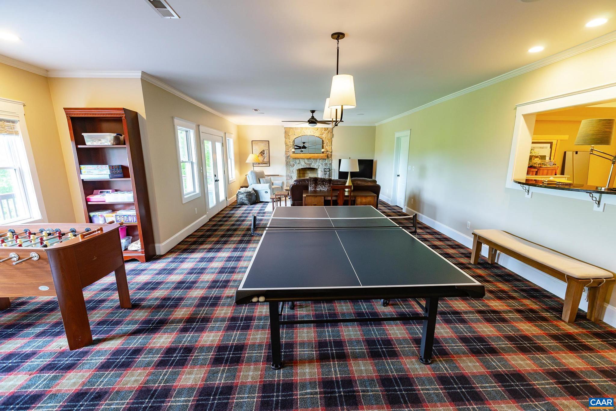 FOXCHASE - Residential