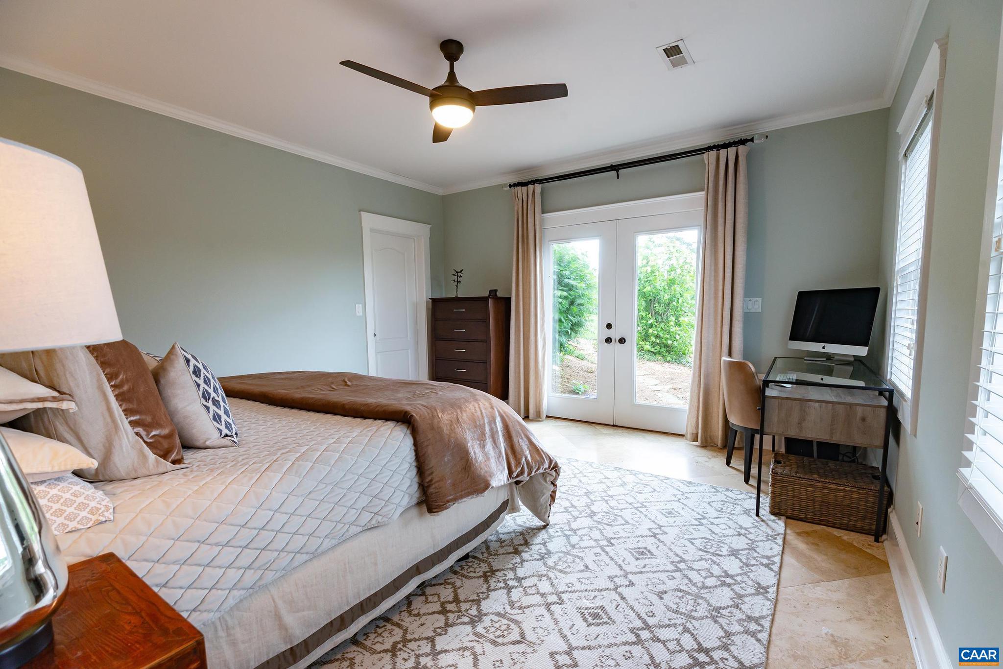 FOXCHASE - Residential