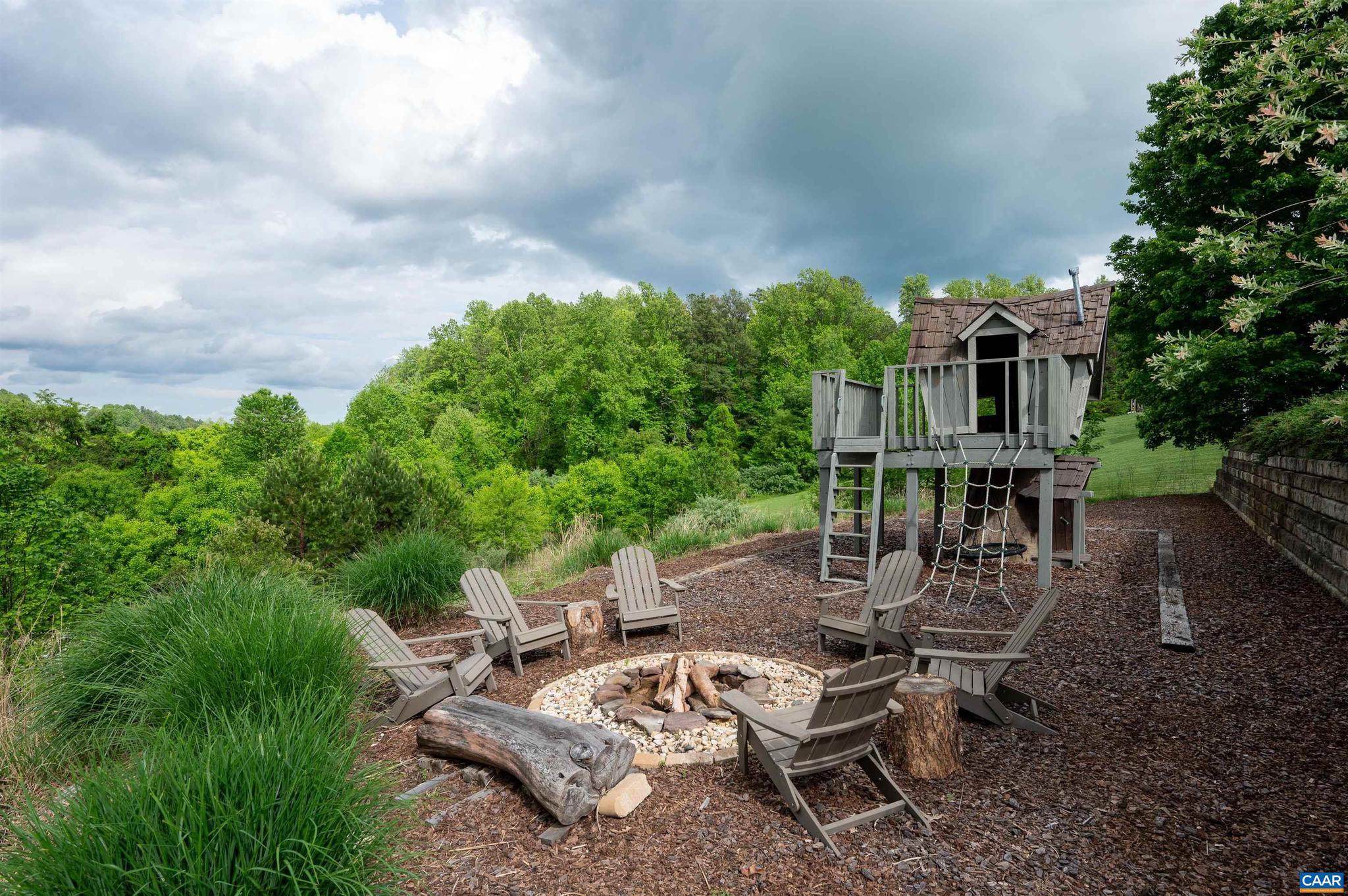 FOXCHASE - Residential