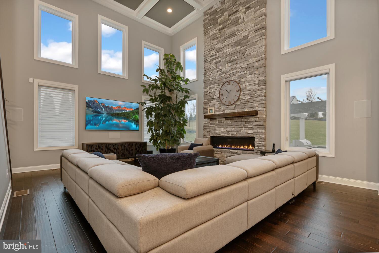 SARATOGA FARMS - Residential