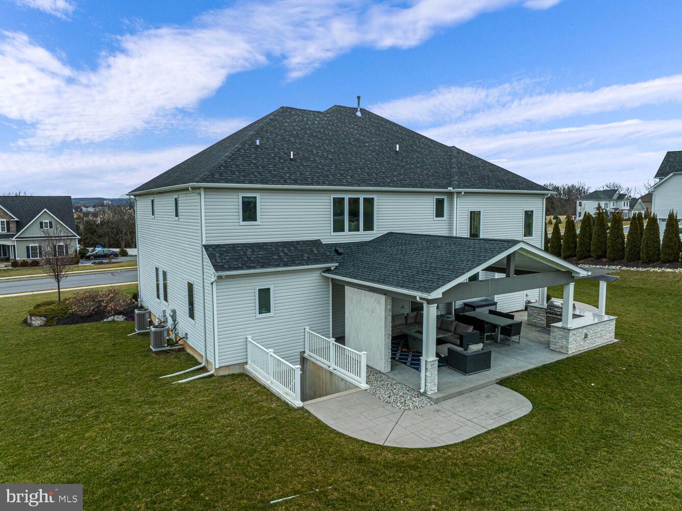 SARATOGA FARMS - Residential