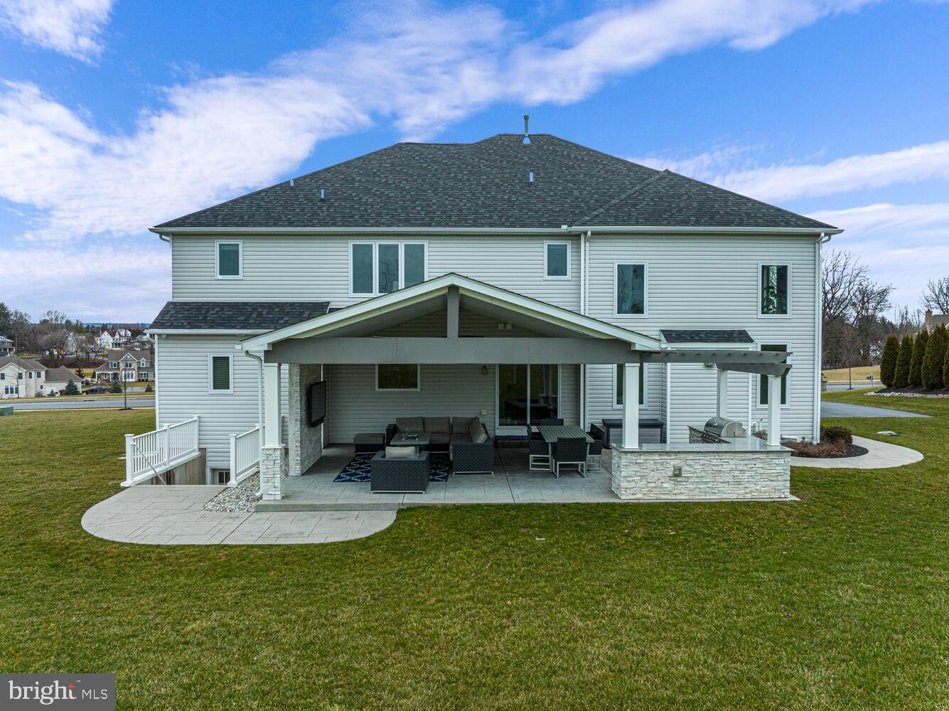 SARATOGA FARMS - Residential