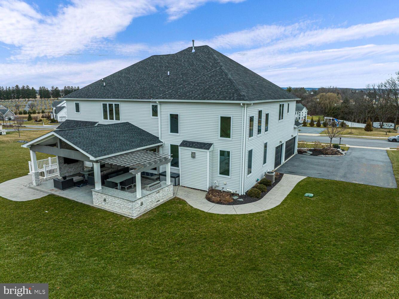 SARATOGA FARMS - Residential