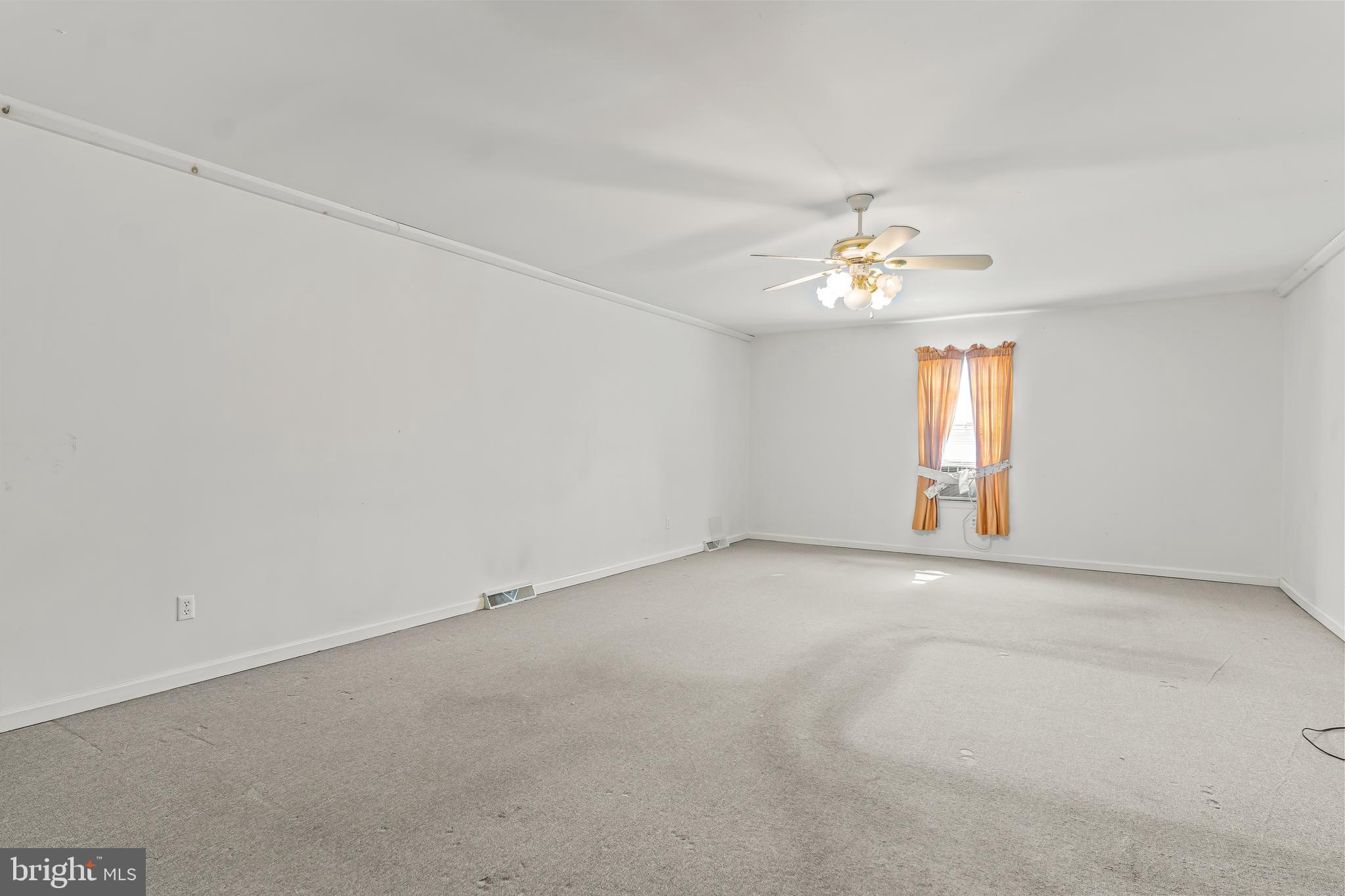 MAPLE VALLEY ESTATES - Residential