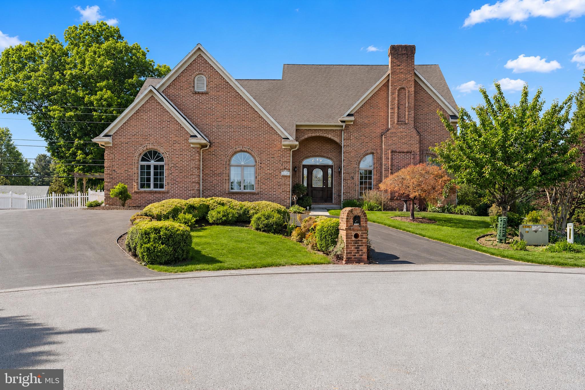 MAPLE VALLEY ESTATES - Residential
