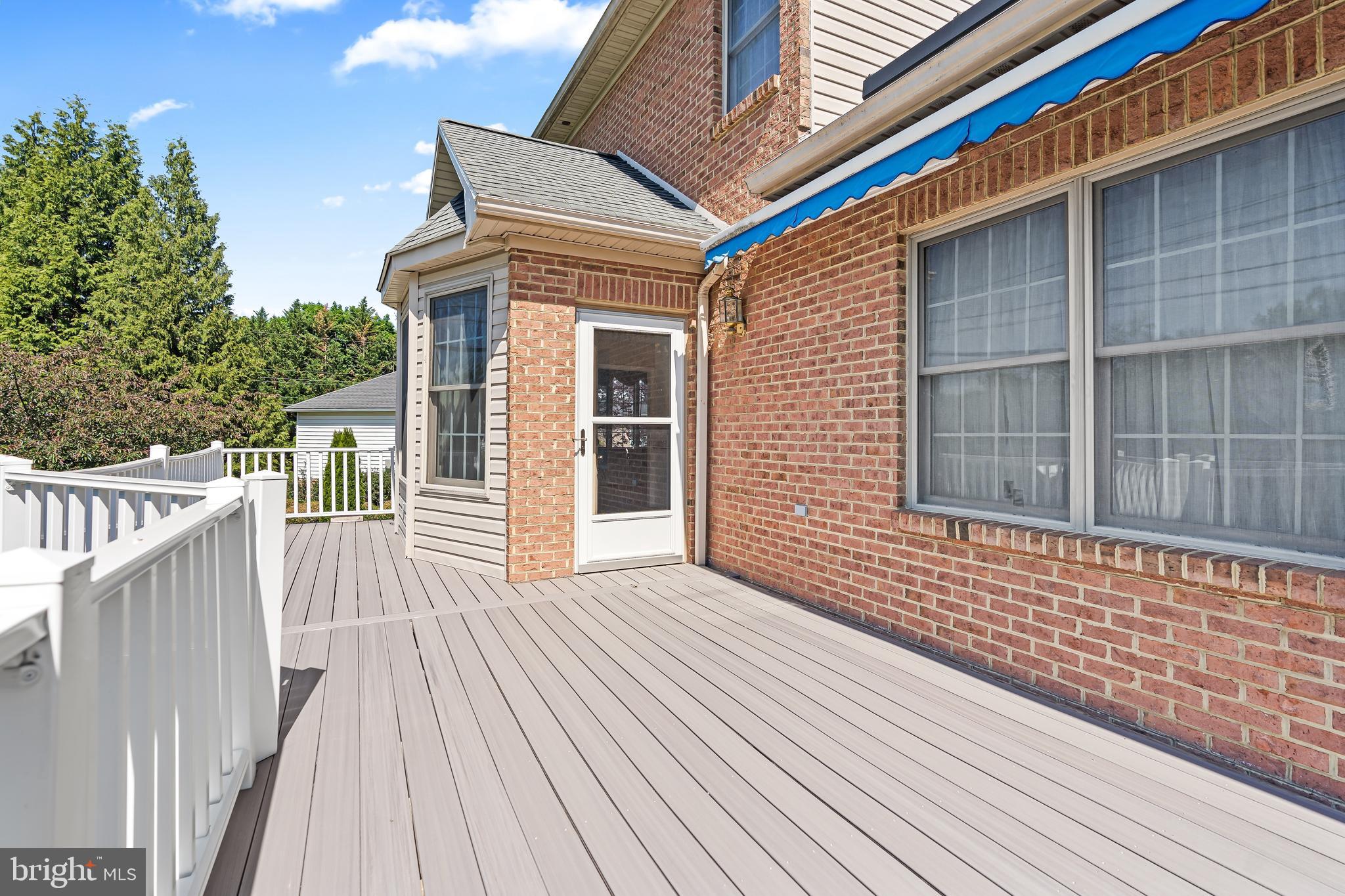 MAPLE VALLEY ESTATES - Residential
