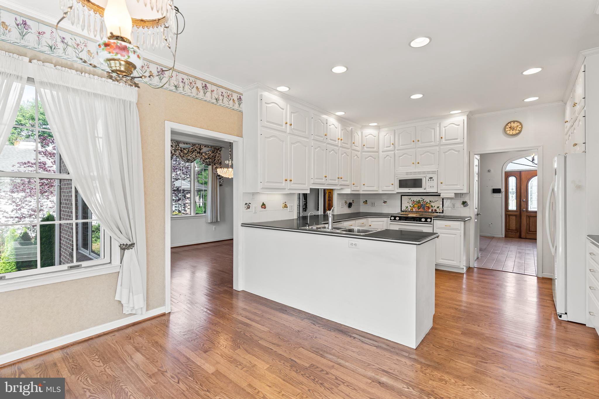 MAPLE VALLEY ESTATES - Residential