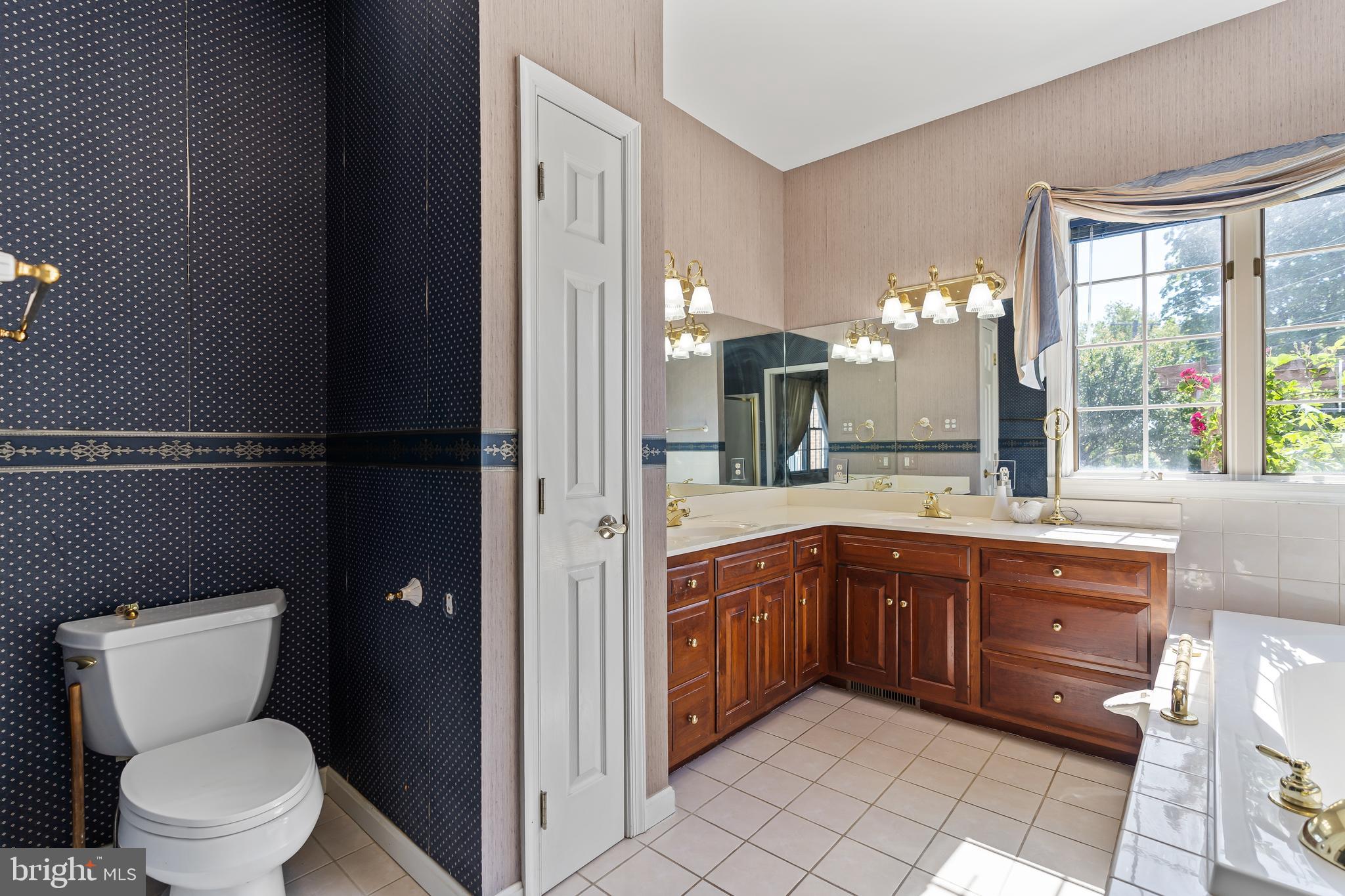 MAPLE VALLEY ESTATES - Residential