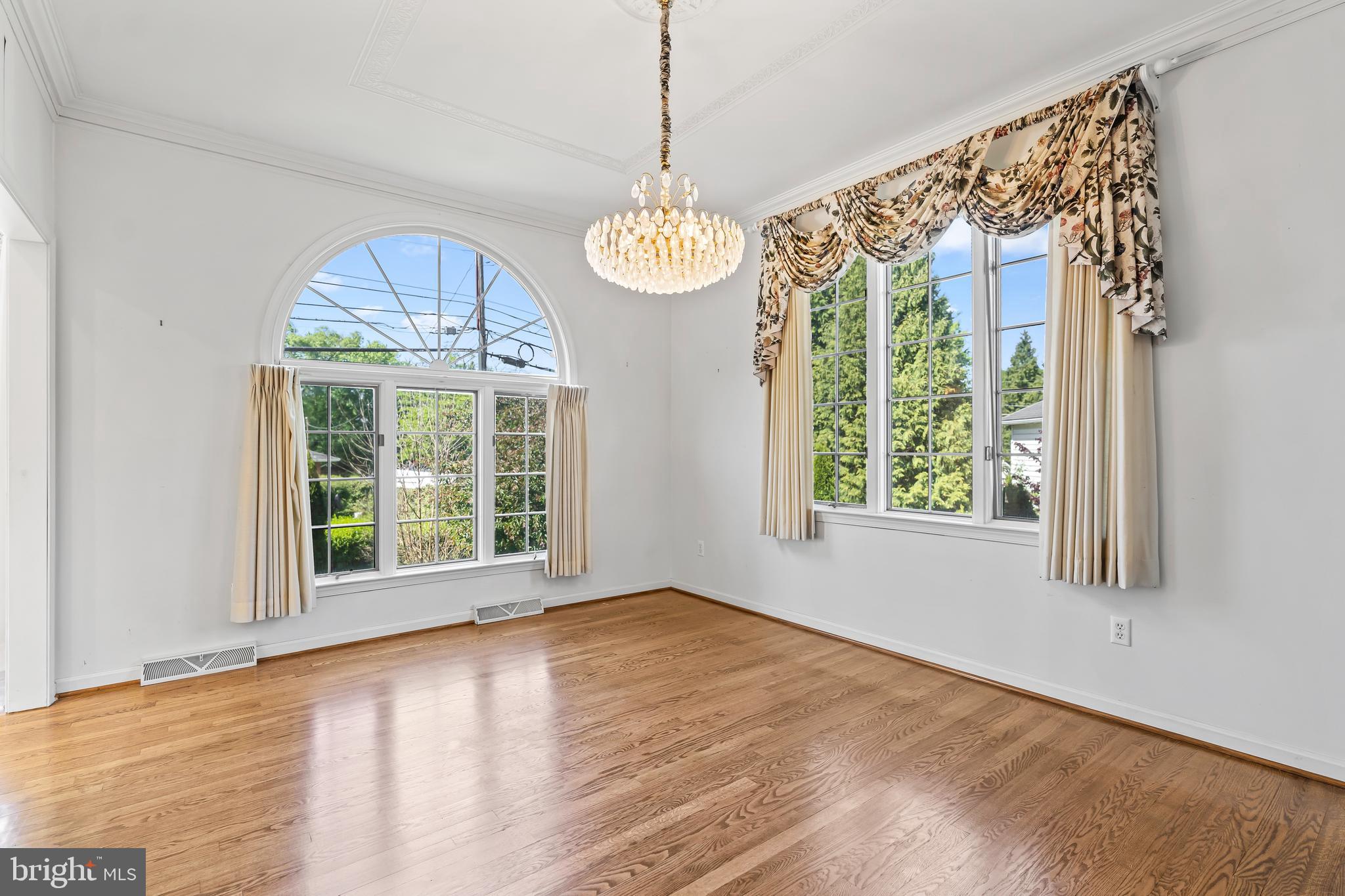 MAPLE VALLEY ESTATES - Residential