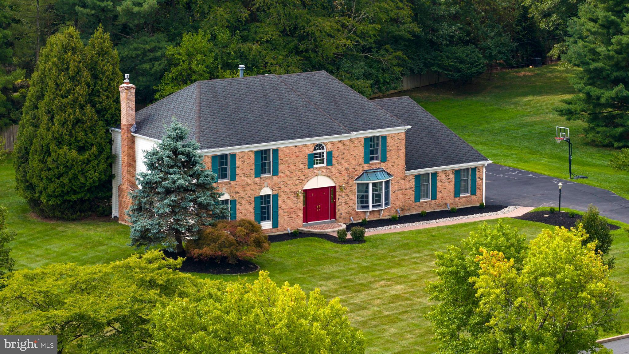 1342 TANGLEWOOD DRIVE