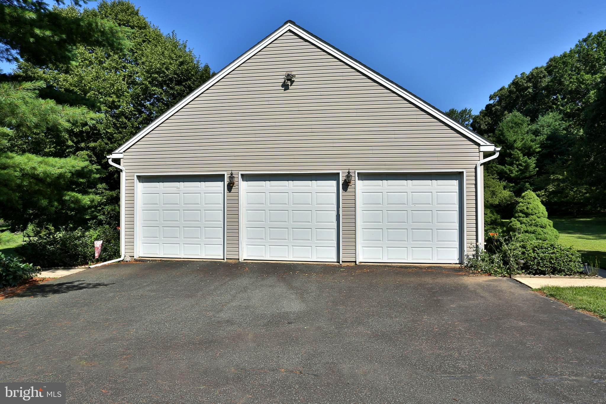 2050 MILLER ROAD