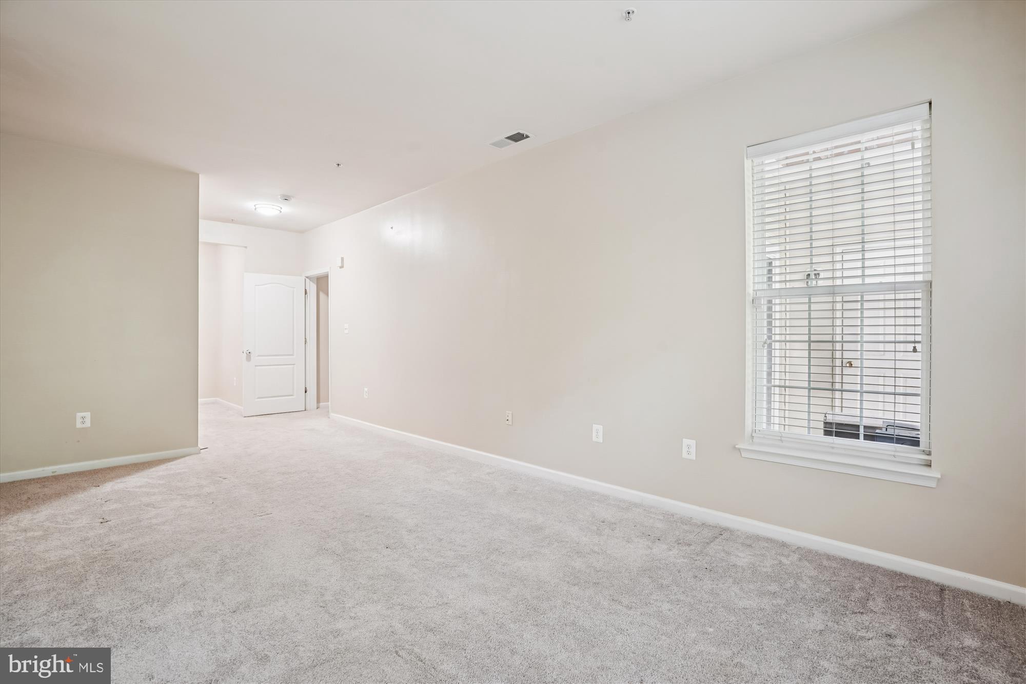 THE RESERVE CONDOMINIUMS - Residential