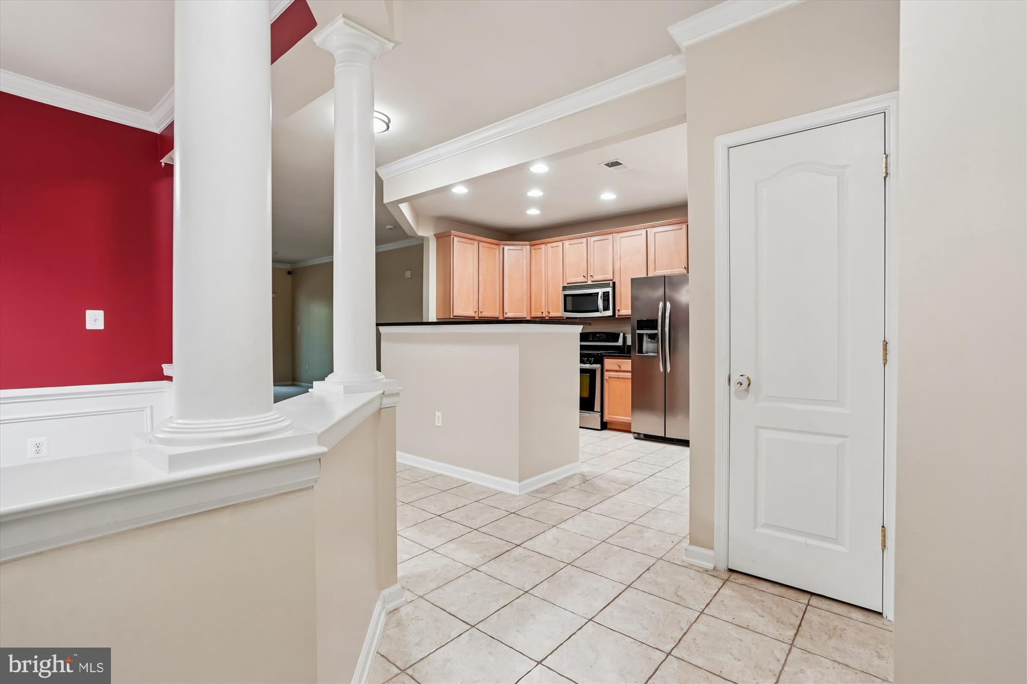 THE RESERVE CONDOMINIUMS - Residential