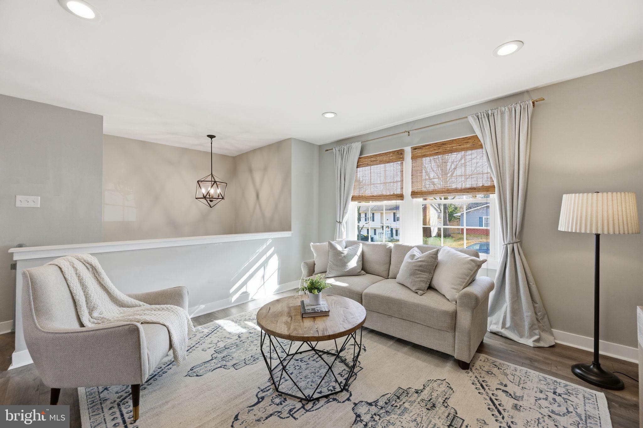 THE PROVINCES - Residential