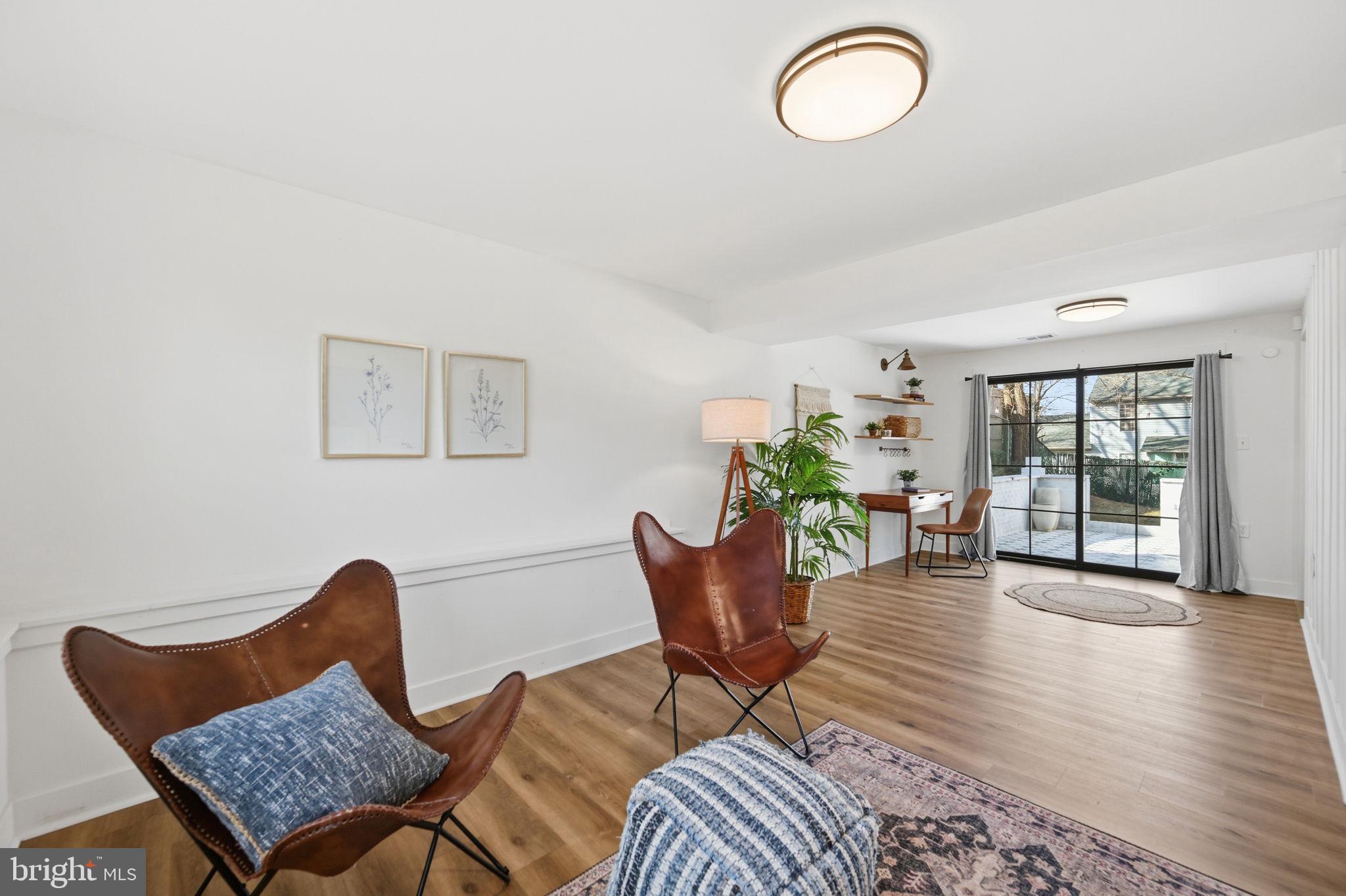 THE PROVINCES - Residential