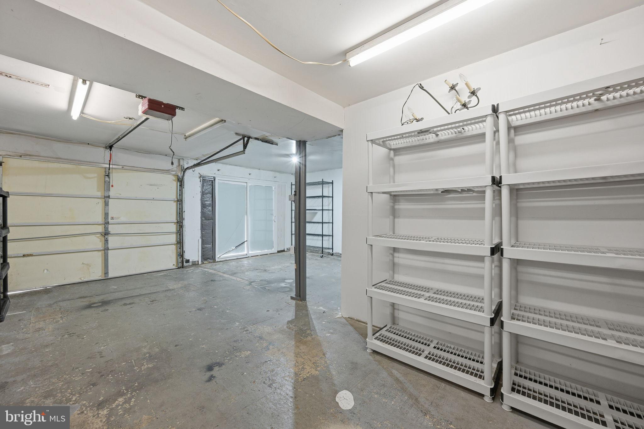 THE PROVINCES - Residential