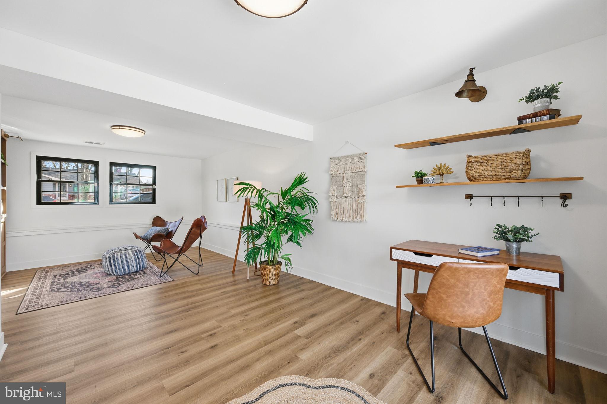 THE PROVINCES - Residential