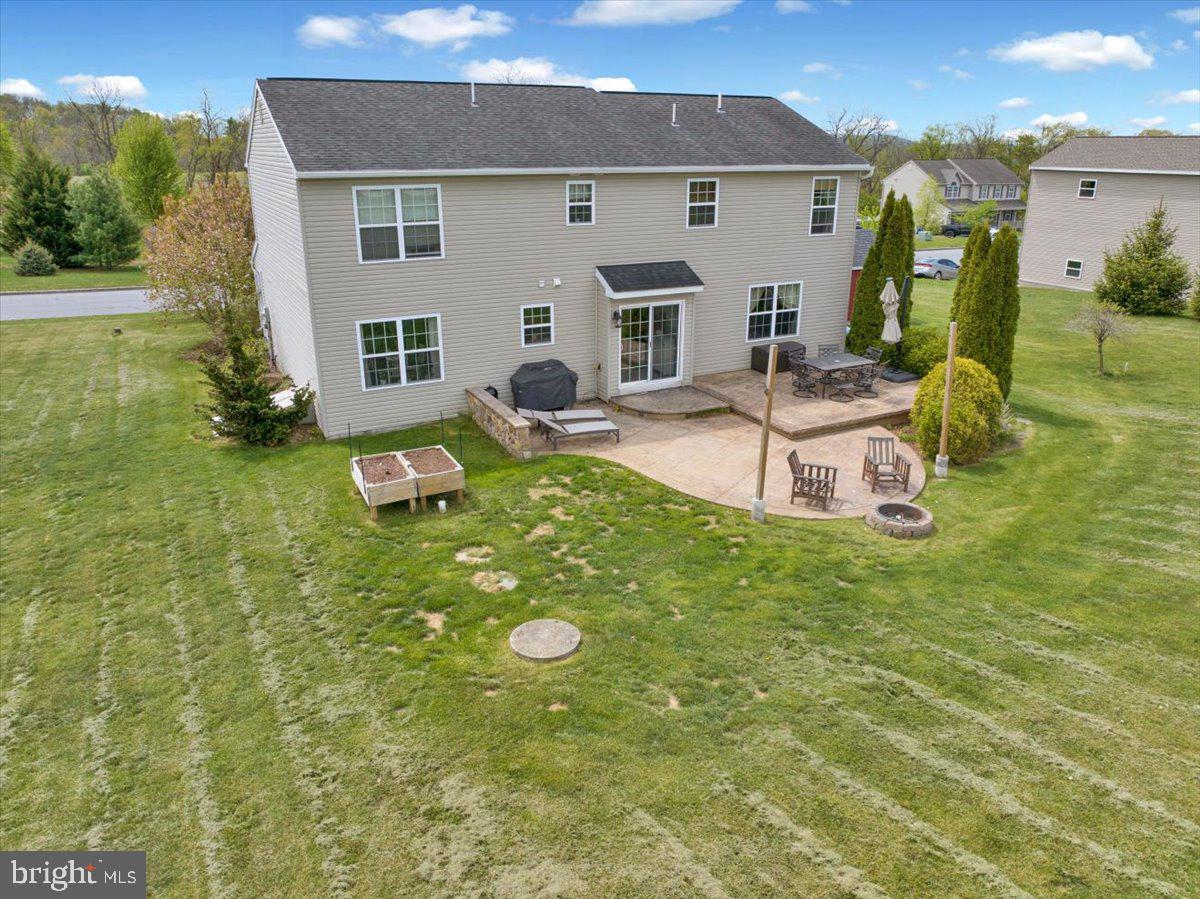WINDSOR KNOLL - Residential