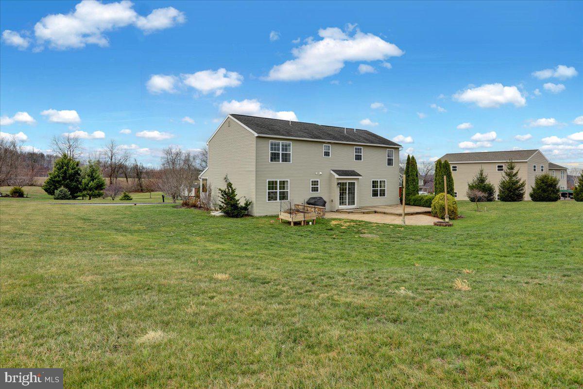 WINDSOR KNOLL - Residential
