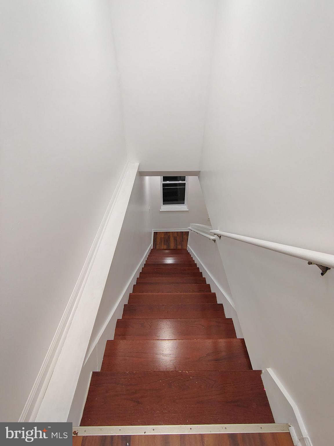 1321 E BIDDLE STREET