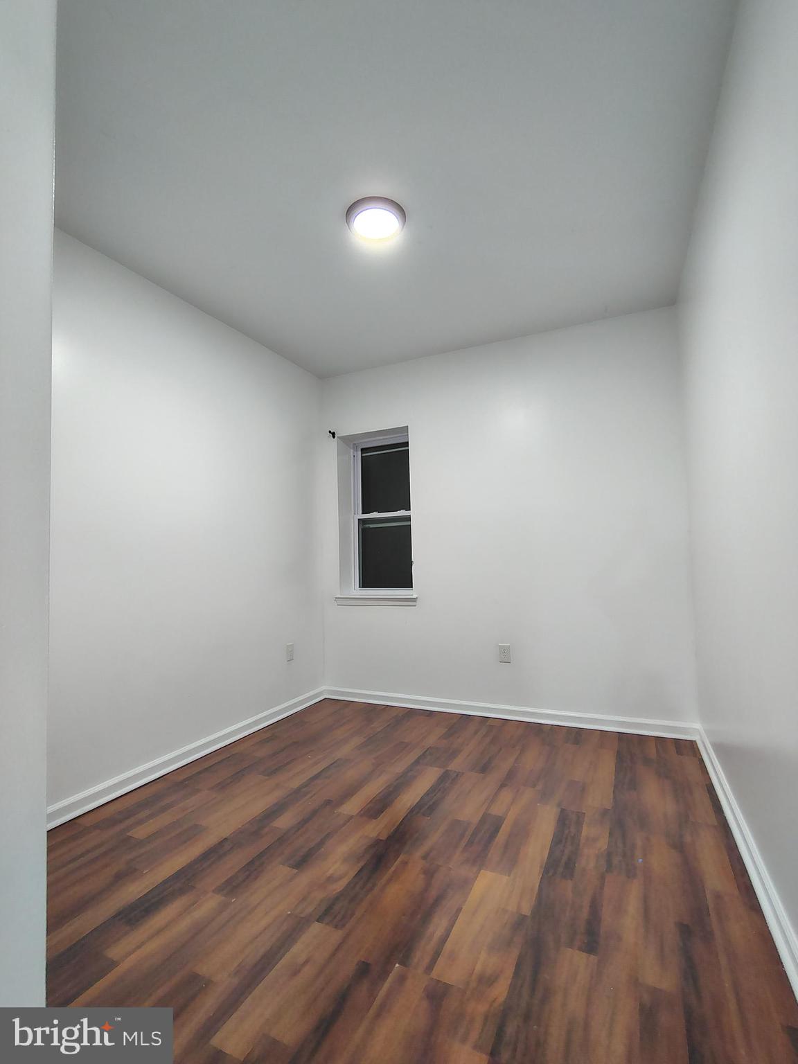 1321 E BIDDLE STREET