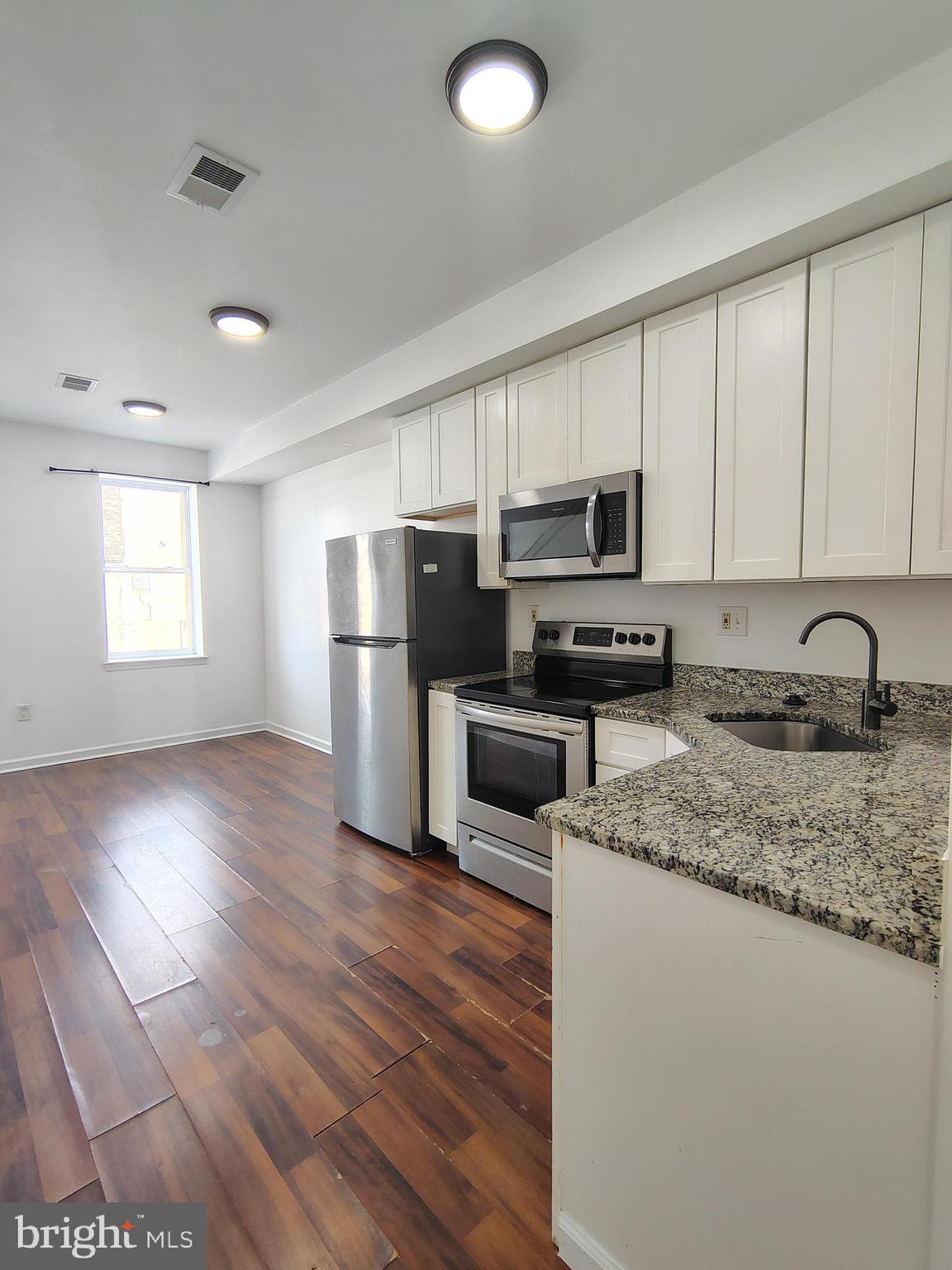 BIDDLE STREET - Residential