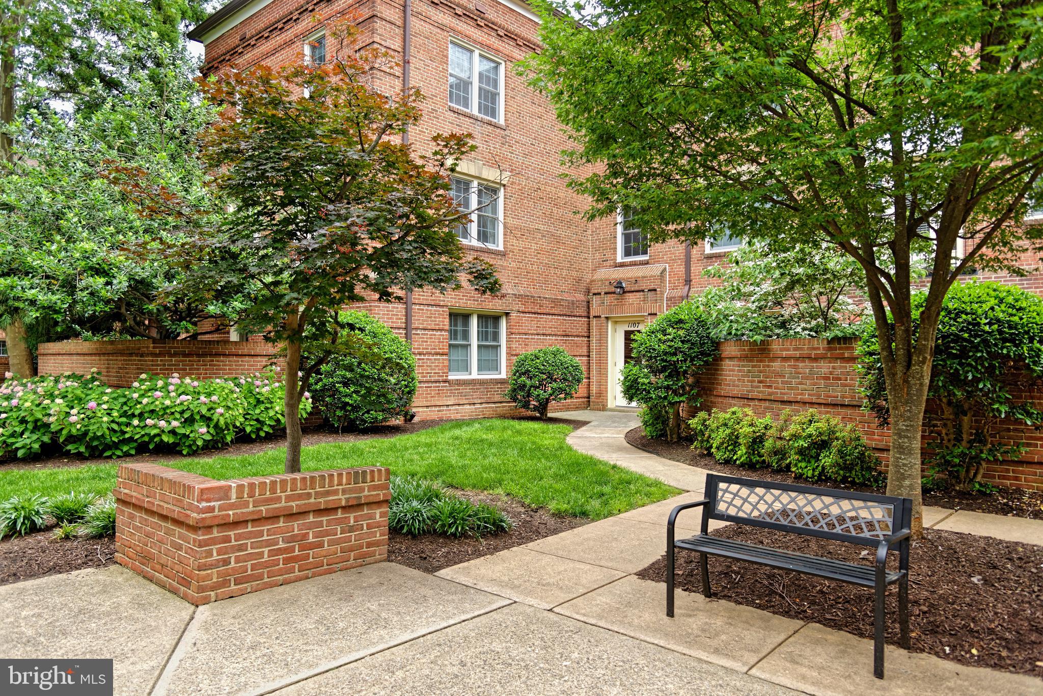 1107 N PITT STREET 1B