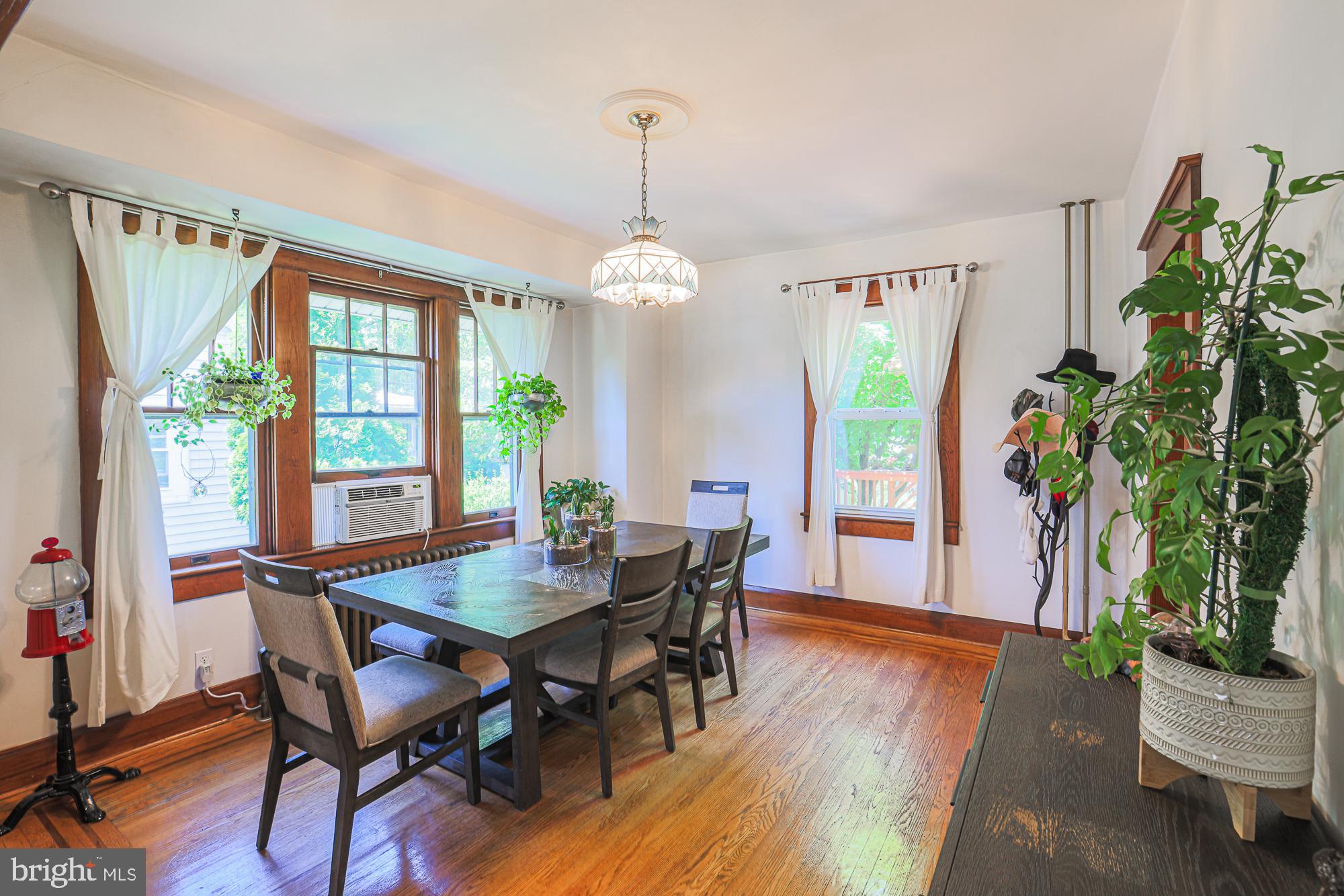 OVERLEA - Residential