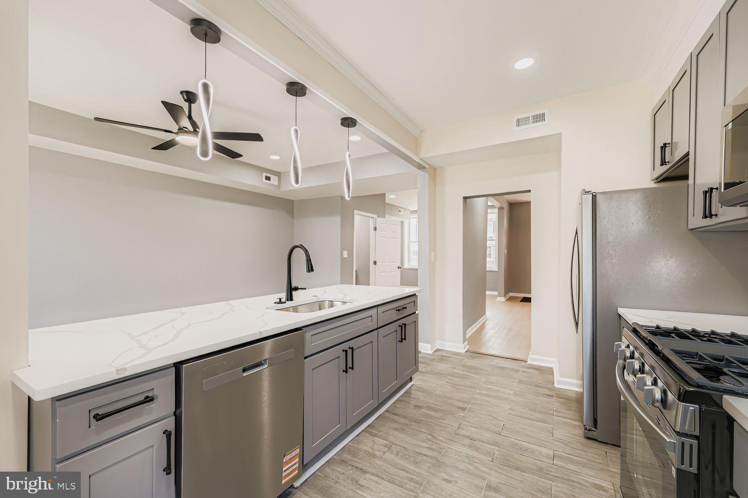 EASTWOOD - Residential