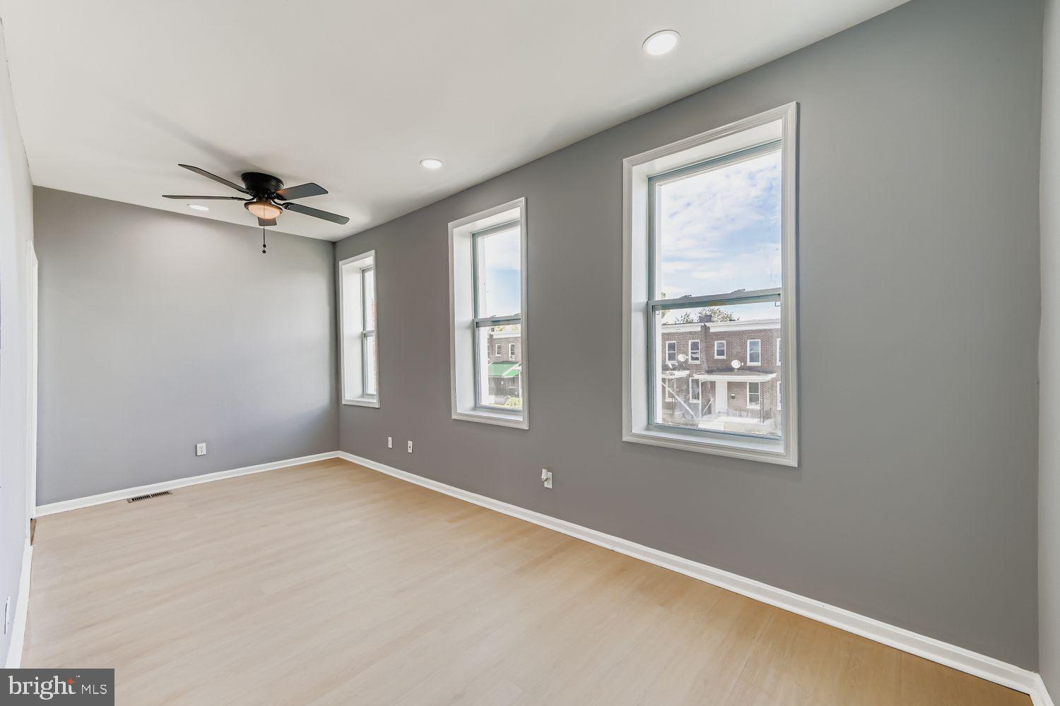 EASTWOOD - Residential