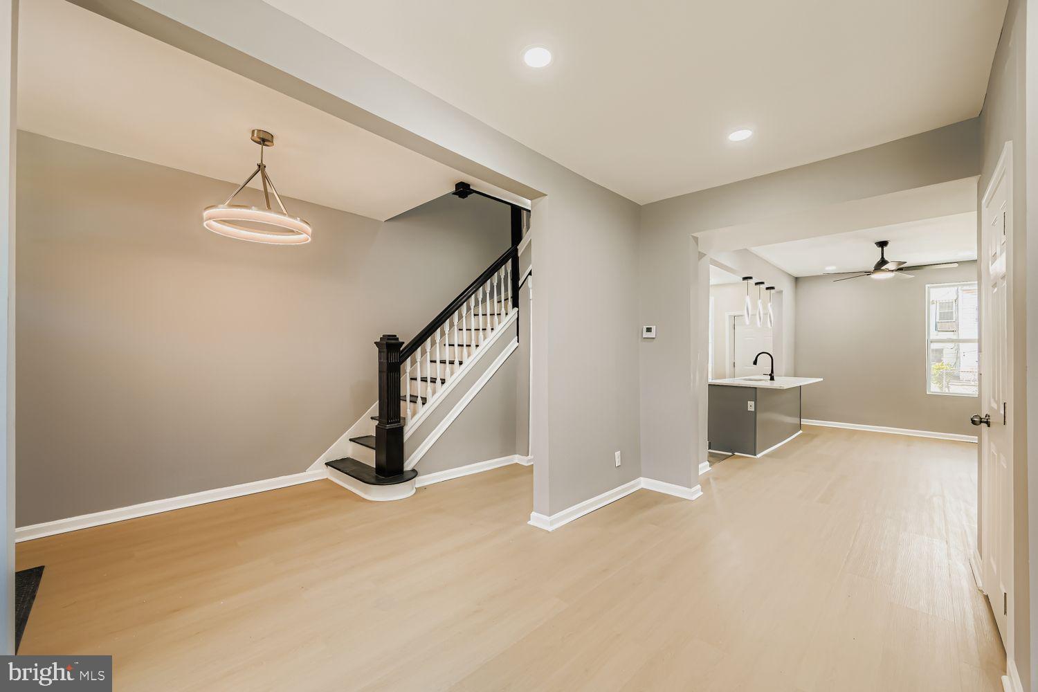 EASTWOOD - Residential